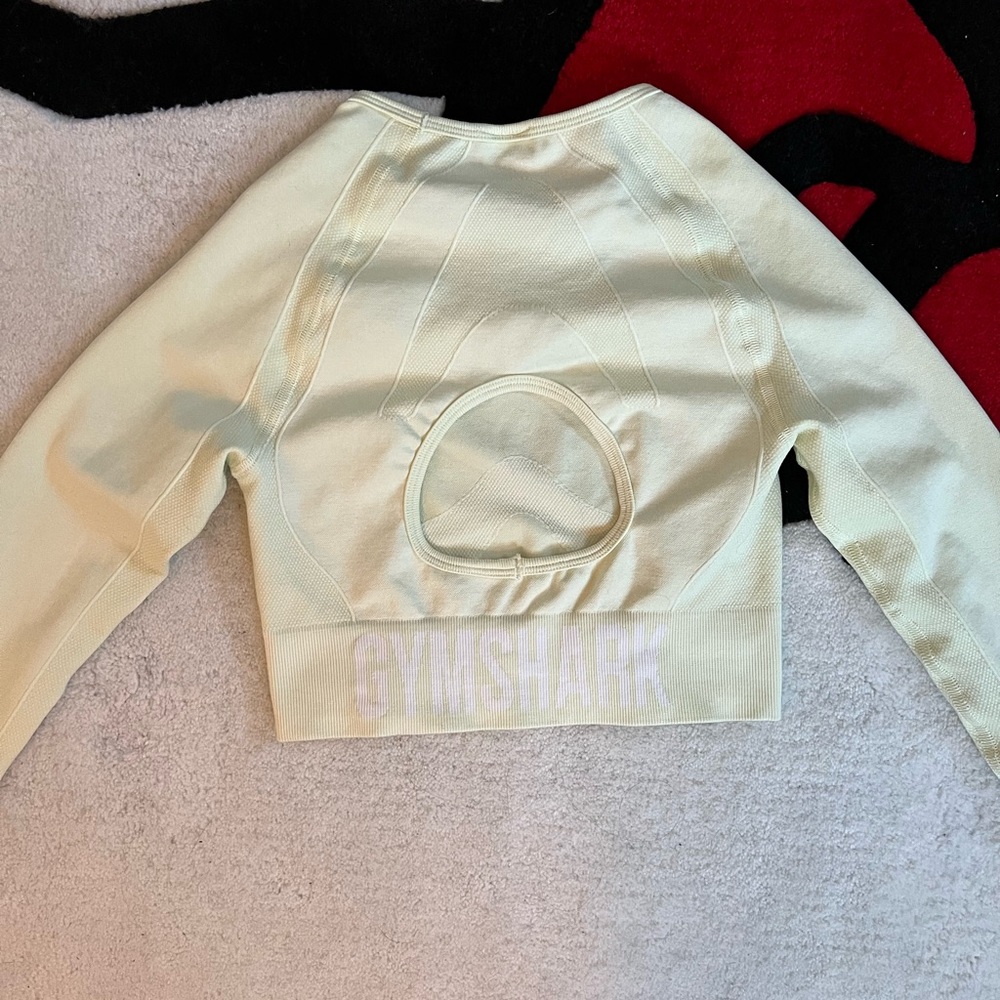 gym shark workout longsleeve crop top